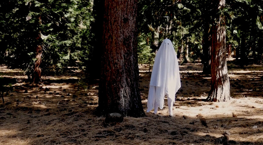 This House is Totally Haunted [Still].jpg